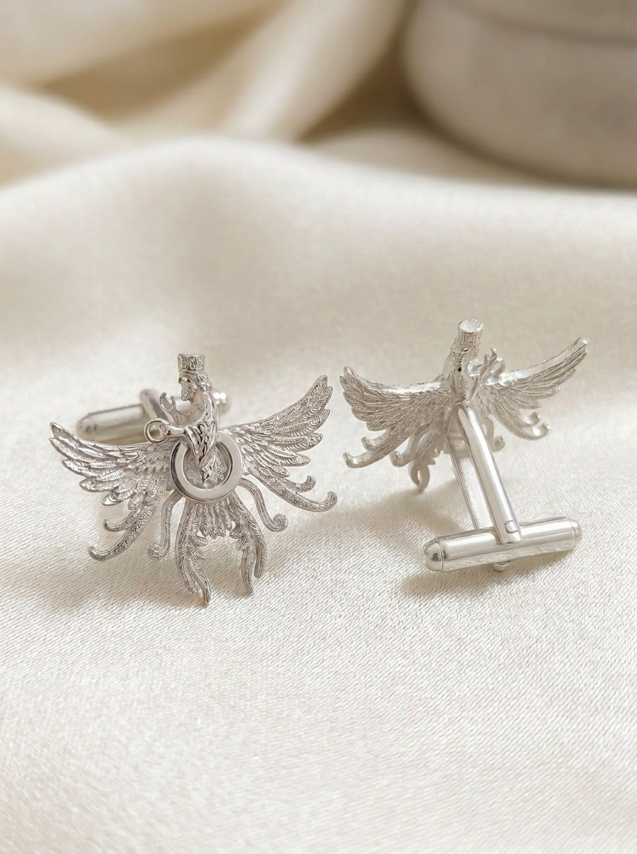 Asho Farohar Firestarter cufflinks in 925 sterling silver with matching silver toggle